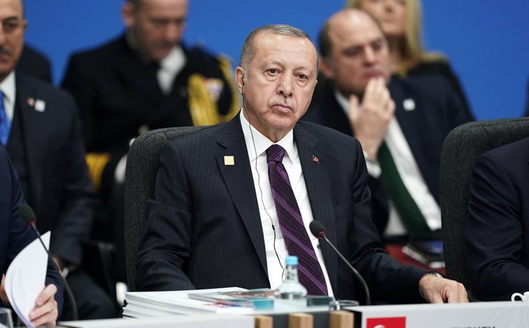 Erdogan upozorio EU: Turska ne može podnijeti novi val migranata iz Sirije